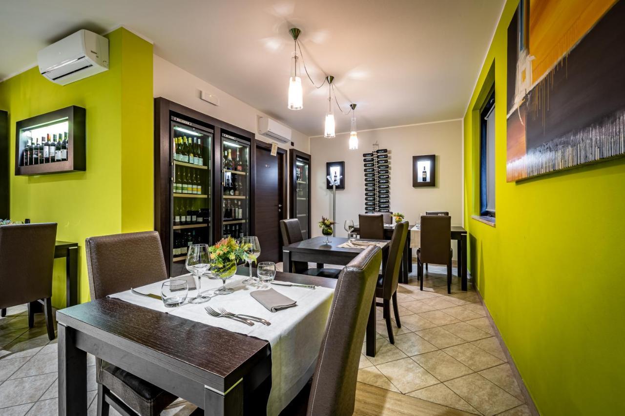 Casa Vacanze Arianna Rosia Екстериор снимка